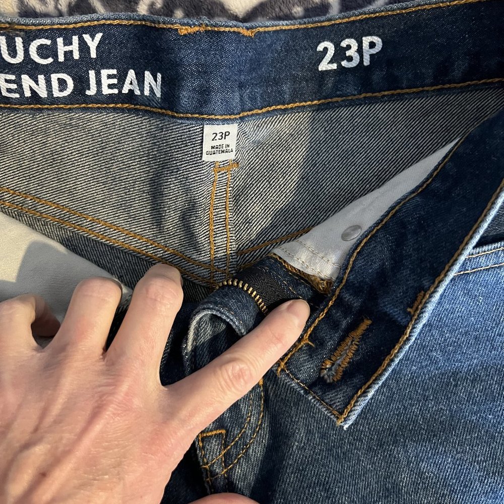 NWOT J Crew Slouchy Boyfriend cropped jeans size 23 Petite